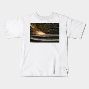 Step Into The Light © Kids T-Shirt